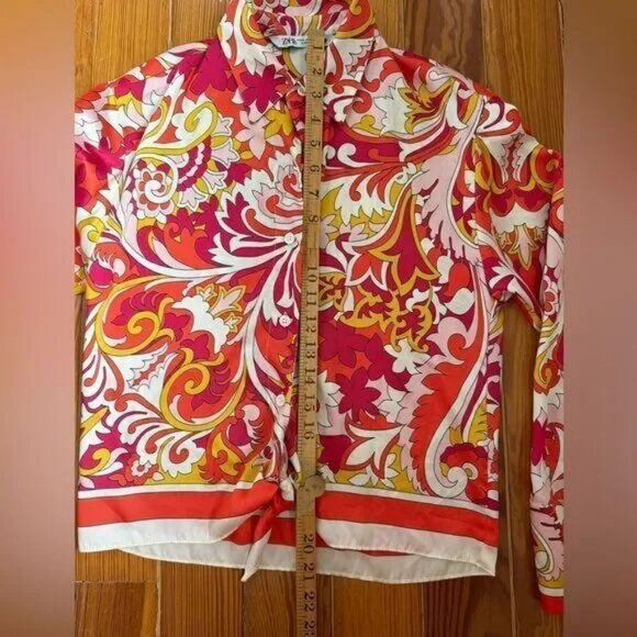 Patterned Top - Picture 4 of 7